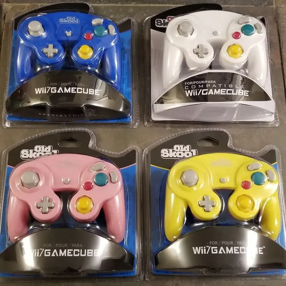 4 Gamecube Controllers - 4 Colors Bundle (NEW) Pink Yellow Blue White - Nintendo